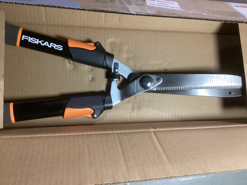 Condition photo showing New/Like New for fiskars power-lever hedge shears - 25"-33" extendable handle - plant cutting scissors - yard and garden tools - orange/black extendable power-lever with 10" blades