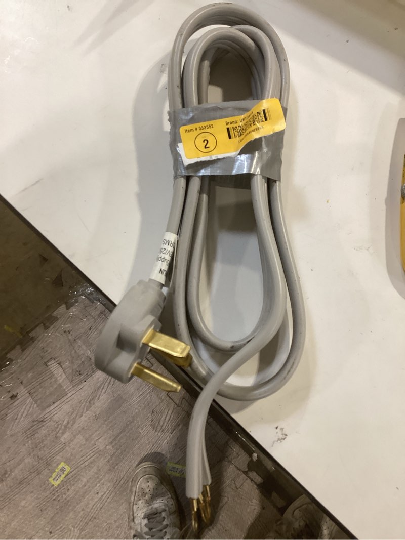 Condition photo showing Good Condition for southwire 3-ft 13 -amp 3 -prong gray universal appliance appliance power cord