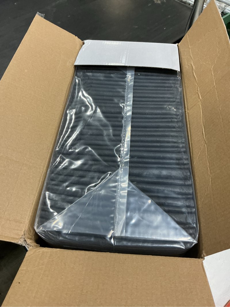 Condition photo showing New/Like New for mizok pee pads for dogs - large 28x34 inches, charcoal puppy pads, absorbs up to 8 cups of urine, 6-layer leak-proof wee wee pads (40 counts) large 28"x34" 40 count