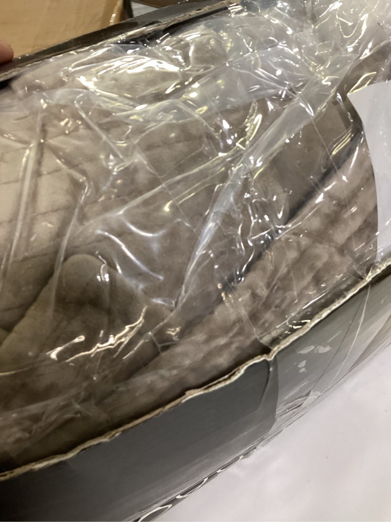 Condition photo showing Good Condition for evergrace velvet quilt set king size, luxurious soft quilted bedding sets, lightweight velvet comforter for all season, striped channel bedspread coverlet with 2 shams, natural tan king (104" x 92") channel natural tan