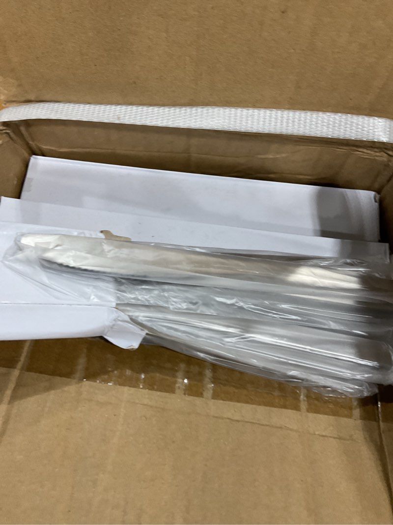 Condition photo showing New/Like New for new star foodservice windsor pattern 18/0 stainless steel dinner knife, 8.2-inch, set of 12, commercial grade windsor pattern - dinner knife (12-piece)