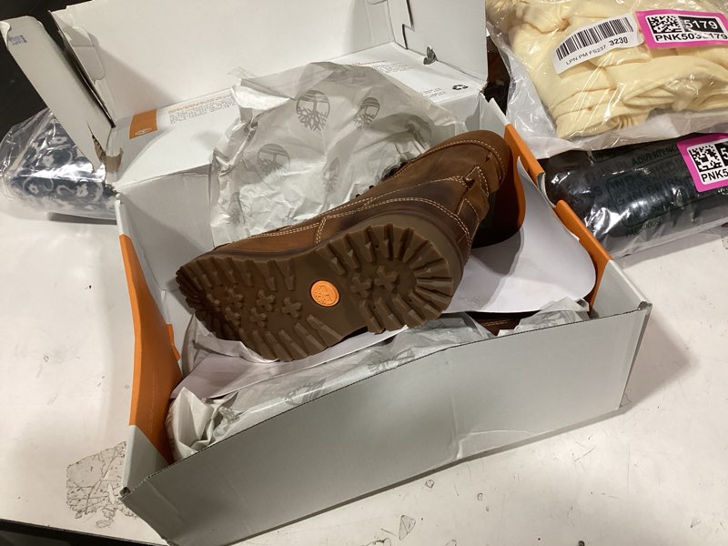 Condition photo showing Good Condition for timberland men's earthkeeper 6 laceup boot 8 wide medium brown nubuck