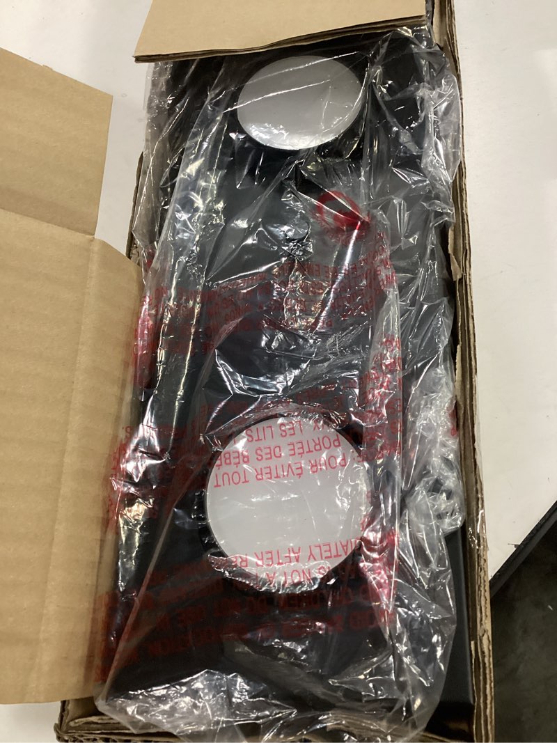 Condition photo showing Good Condition for GLOBE Electric 3-Light Integrated LED Track Lighting, Matte Black, Adjustable Heads, Dimmable, 59941 Black, Bleecker