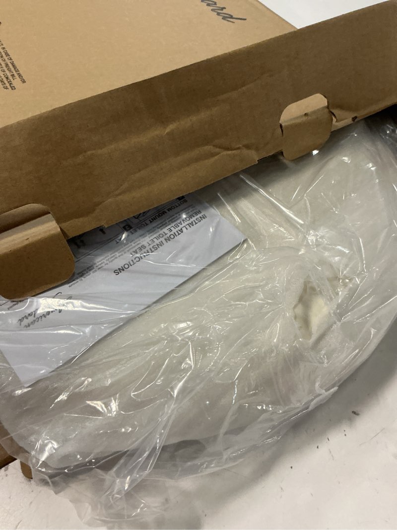 Condition photo showing Good Condition for american standard champion 4 slow-close round closed front toilet seat in bone