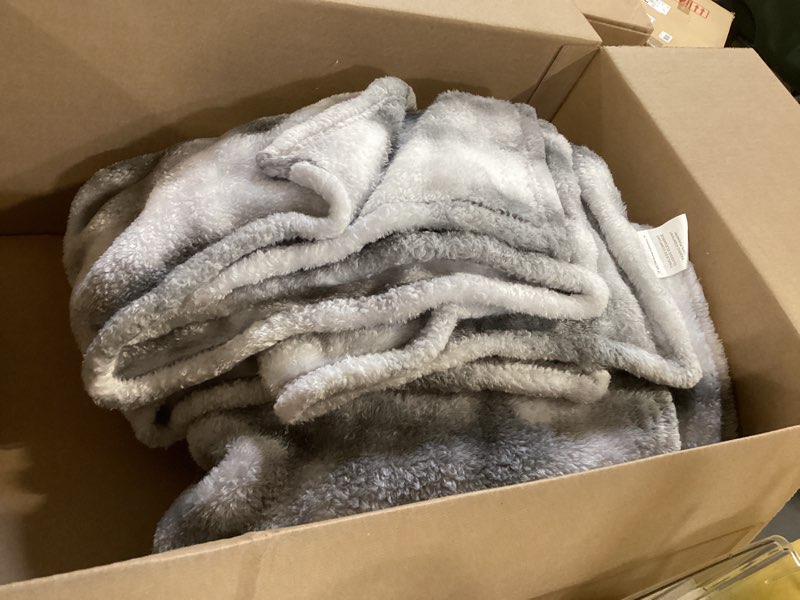Condition photo showing As Is for 3d bubble plush blanket textured fleece throw soft warm cozy blanket couch bed tie dye grey 60x80 inches twin(60"x80") drift grey