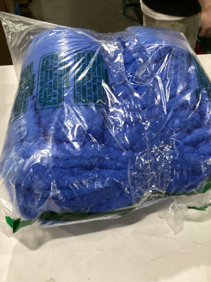 Condition photo showing Good Condition for Exclusivo Mezcla King Size Fleece Blanket for Bed, Extra Soft Warm Decorative Fuzzy Blanket for Wome