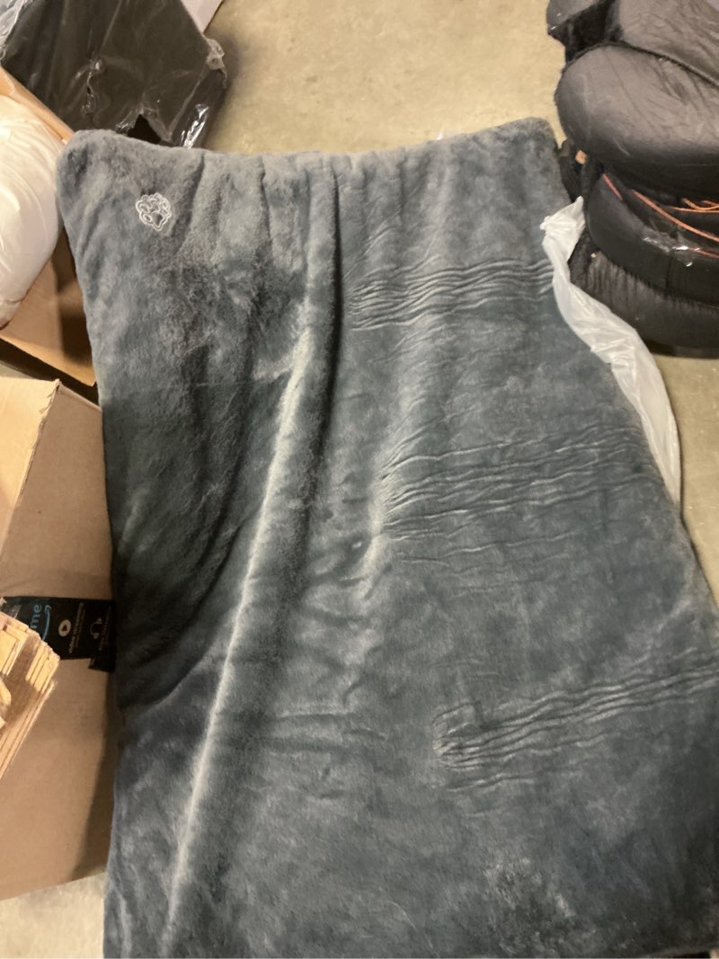 Condition photo showing As Is for Matouk Milagro Bath Tub Mat 24" x 36" Night Preowned W/defects