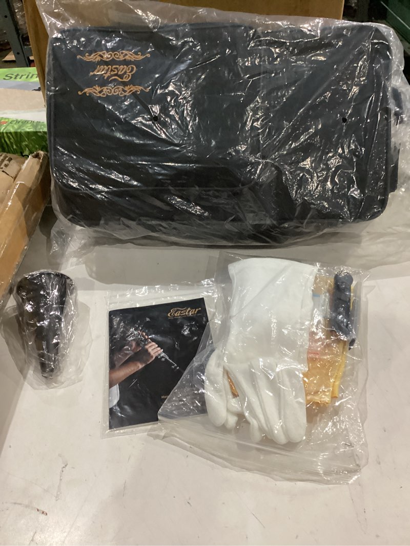 Condition photo showing New/Like New for glory gly-pbk professional ebonite bb clarinet with 10 reeds, stand, hard case, cleaning cloth, cork grease, mouthpiece brush and pad brush, black