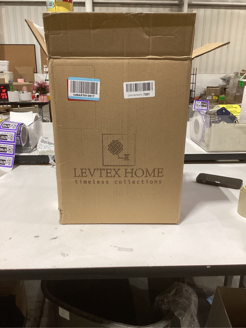 Condition photo showing Good Condition for Levtex Home Cross Stitch Reversible Full/Queen Quilt Set (88x92in) with 2 Pillow Shams (26x20in) - Stitch Texture - Taupe - Cotton Full/Queen Size Quilt Bedding Set - Lightweight, Soft, Pre-Washed Quilt - Full/Queen Taupe