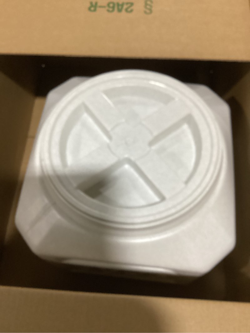 Condition photo showing As Is for Gamma2 Vittles Vault Dog Food Storage Container with Airtight Lid, holds up to 10-15 Pounds of Dry Pet Food, Cat Kibble and Bird Feed, BPA Free, Made in USA