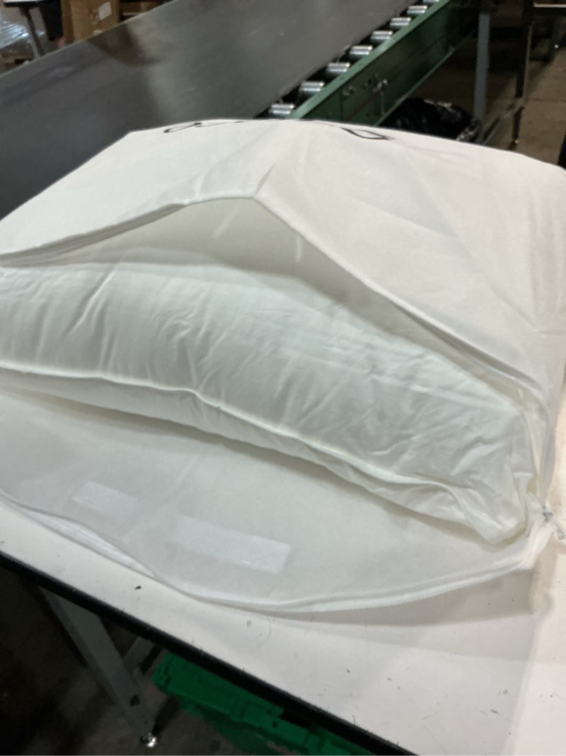 Condition photo showing Good Condition for quince premium down alternative pillow standard firm/extra firm