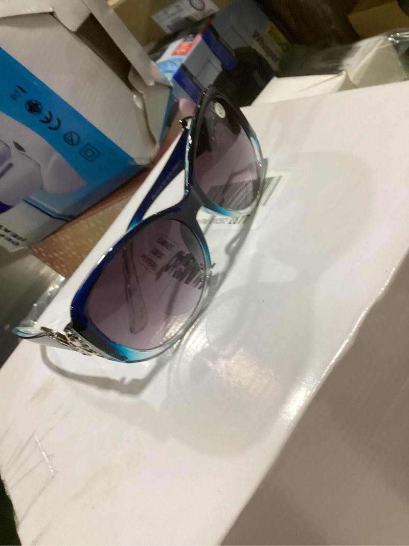 Condition photo showing New/Like New for jm 2 pack bifocal reading sunglasses for women fashion oversized square sun readers outdoor reading glasses uv400 protection, black & clear blue +2.5 black & clear blue 2.5 x