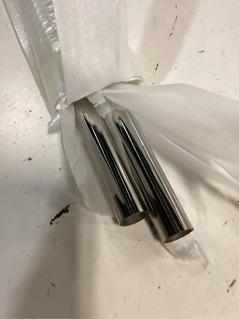 Condition photo showing Good Condition for geilspace 3/4" od 304 stainless steel round tube, 18 inch length industrial metal pipe, weldable and cuttable smooth steel tubing for diy furniture, industrial decor and construction (2 pack) 3/4"od-18"-2pcs