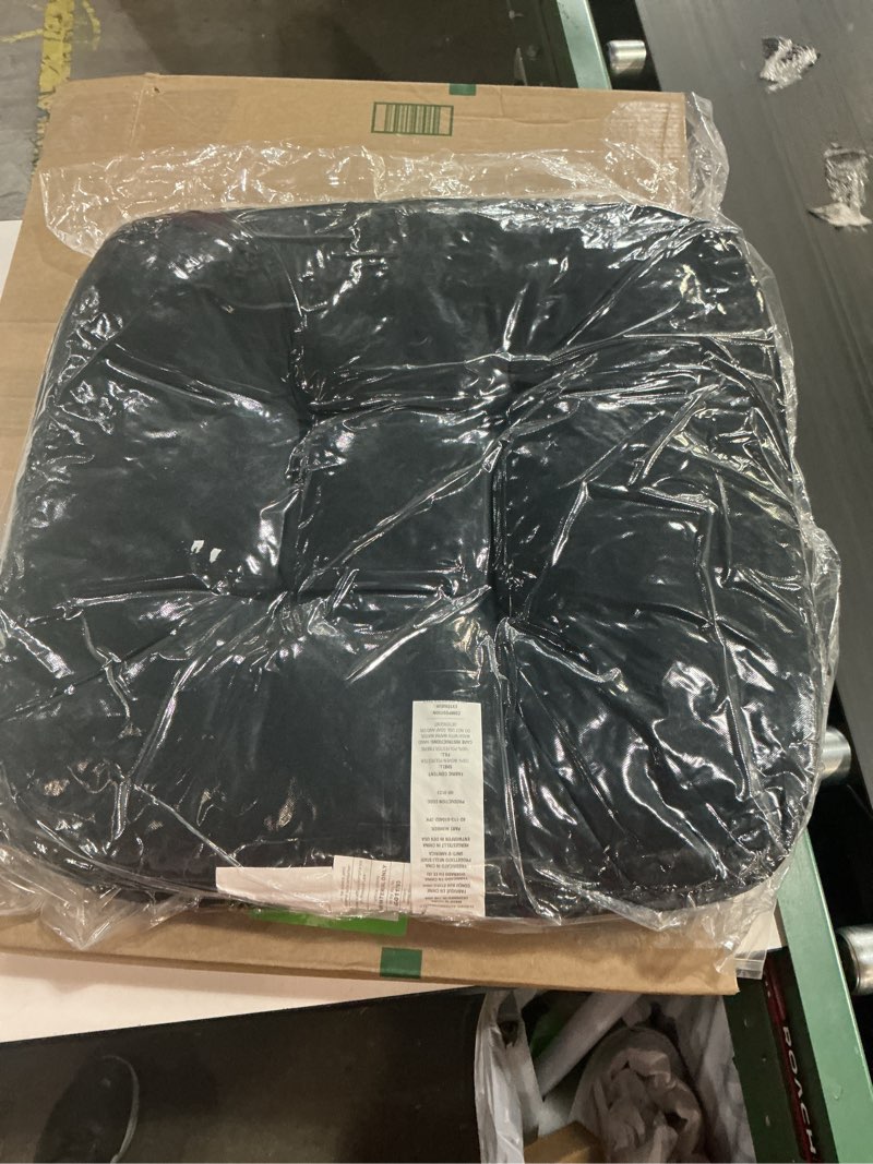 Condition photo showing New/Like New for Classic Accessories Water-Resistant Square Patio Seat Cushions, 19 x 19 x 5 Inch, 2 Pack, Black, Outdoor Seat Cushions 19"W x 19"D x 5"Thick Black