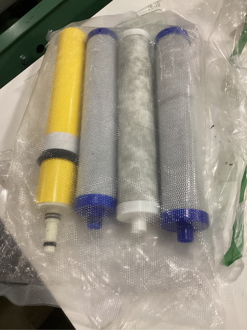 Condition photo showing Good Condition for hydrotech 33001068-25 gpd membrane with filters set
