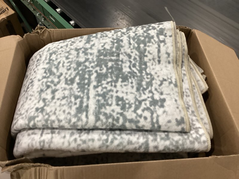 Condition photo showing Good Condition for 8x10 area rugs for living room - washable rug modern abstract soft large neutral non-slip carpet indoor floor stain resistant thin carpets for bedroom dining room farmhouse nursery home office grey grey 8' x 10' (rectangular)