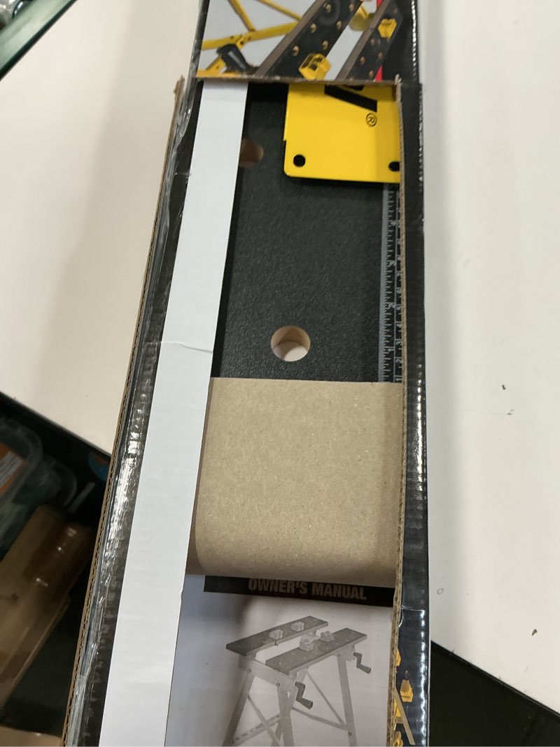 https://lotting-media.assets.bidfta.com/lotting_a8a54222-95dc-4c4a-b231-d64d3d6a5932