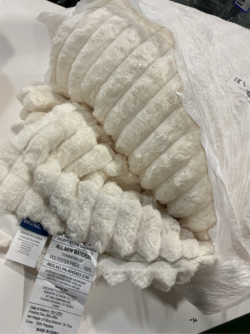 Condition photo showing As Is for BEDELITE Fleece Queen Comforter Set -Super Soft & Warm Fluffy Cream White Bedding, Luxury Fuzzy Heavy Bed Set for Winter with 2 Pillow Cases Cream White Queen