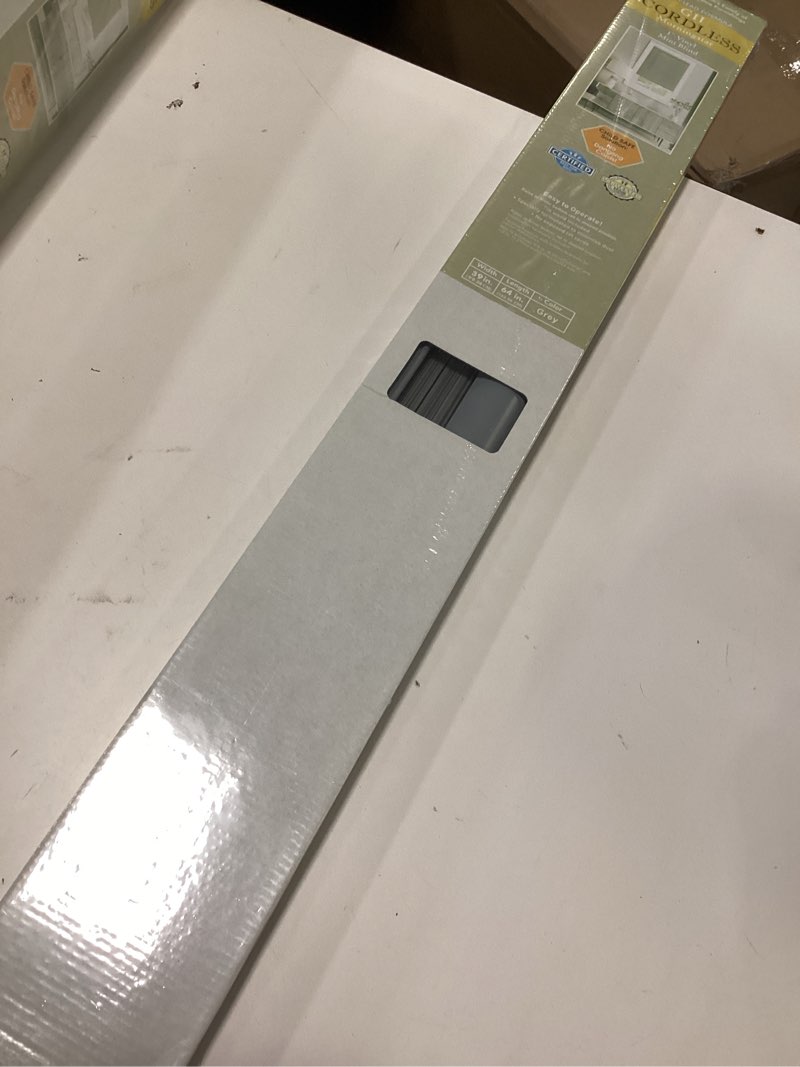 https://lotting-media.assets.bidfta.com/lotting_a8a9247e-d927-468f-a21f-40623db3c230