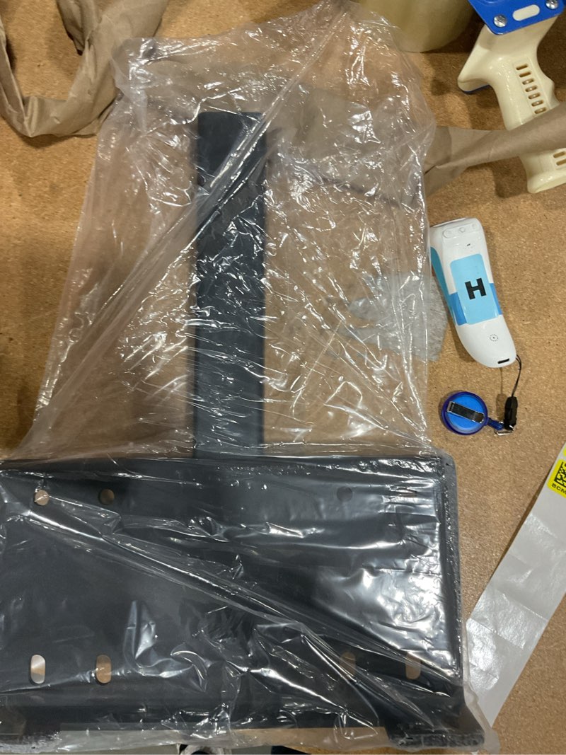 Condition photo showing New/Like New for vevor winch mount, 15000 lbs. / 6803 kg load capacity, trailer hitch winch mount with 50.8 mm receiver, 2 mounting hole design 