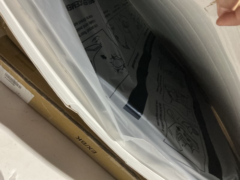 Condition photo showing Good Condition for wennebird superior carpet front row floor mats for 2024-2026 tesla model 3 (highland), 0.6-inch ultra-thick, noise-reducing, all-weather waterproof anti-slip – 2-pc set 2024-2026 model 3 (highland) 2-pc set