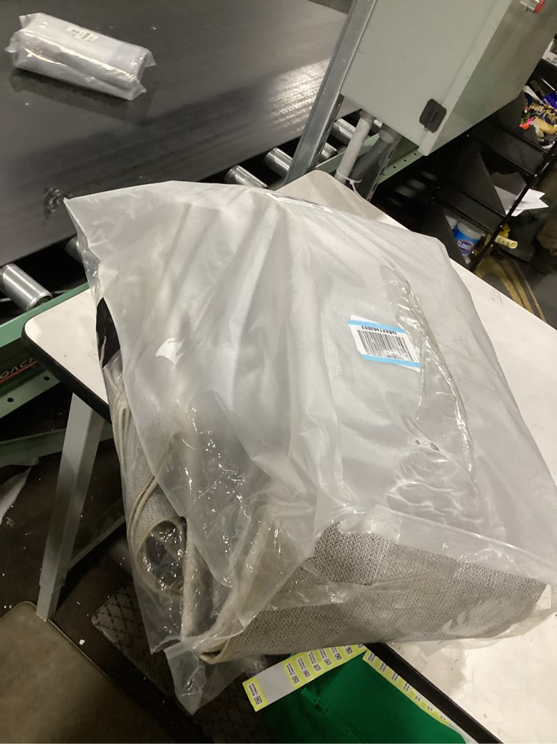 Condition photo showing Good Condition for Art&Tuft Washable Rug, Anti-Slip Backing Abstract Area Rugs, Stain Resistant Rugs for Living Room, Foldable Machine Washable Area Rug(01-Beige, 8'x10') 01-beige 8' x 10' (Rectangular)