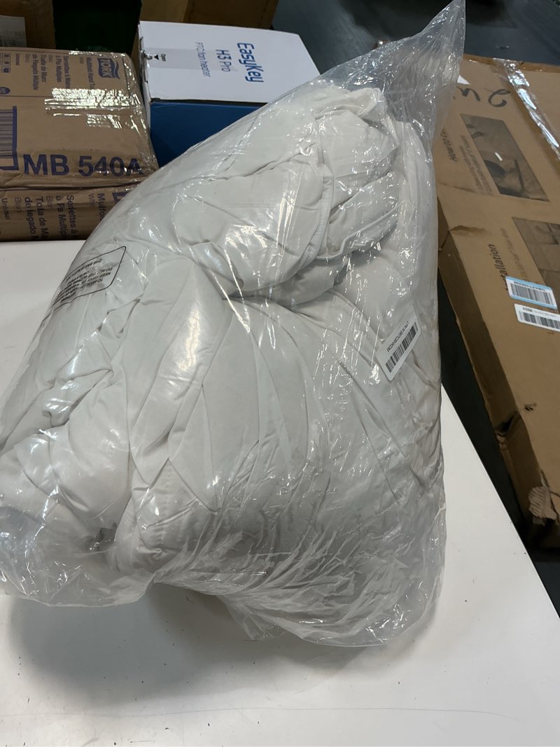 Condition photo showing As Is for lightweight goose feather down fiber comforter oversized king, 750 fp cloudy-fluffy duvet insert, ultra-soft pima cotton blend cover, hotel luxury comforter for hot sleepers, white, 120x98 inches oversized king white / lightweight