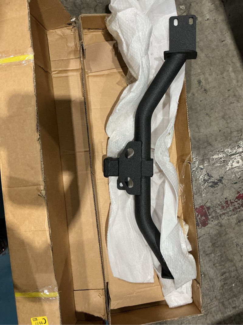 Condition photo showing New/Like New for (similar)etrailer trailer hitch receiver