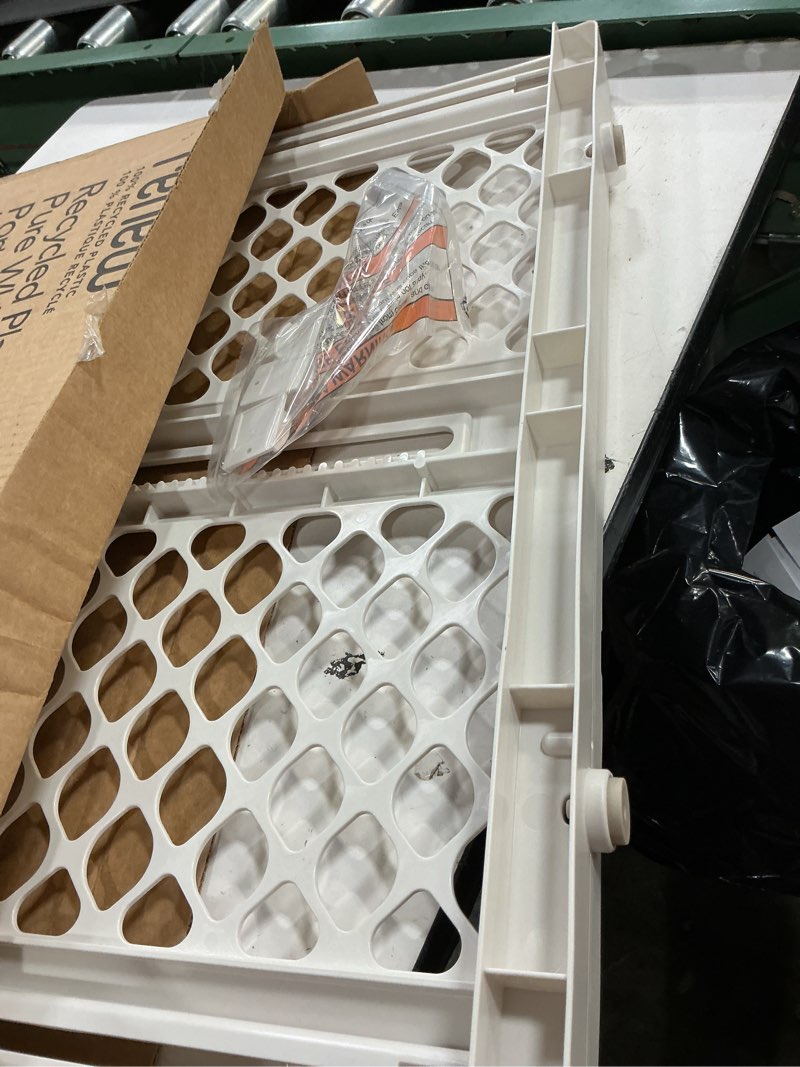 Condition photo showing Good Condition for toddleroo by north states - renew 100% recycled plastic baby gate for doorway; sturdy for indoor & outdoor use: pressure mounted, no drill gate; made in usa; 26" to 42" wide, 26" tall; pure white