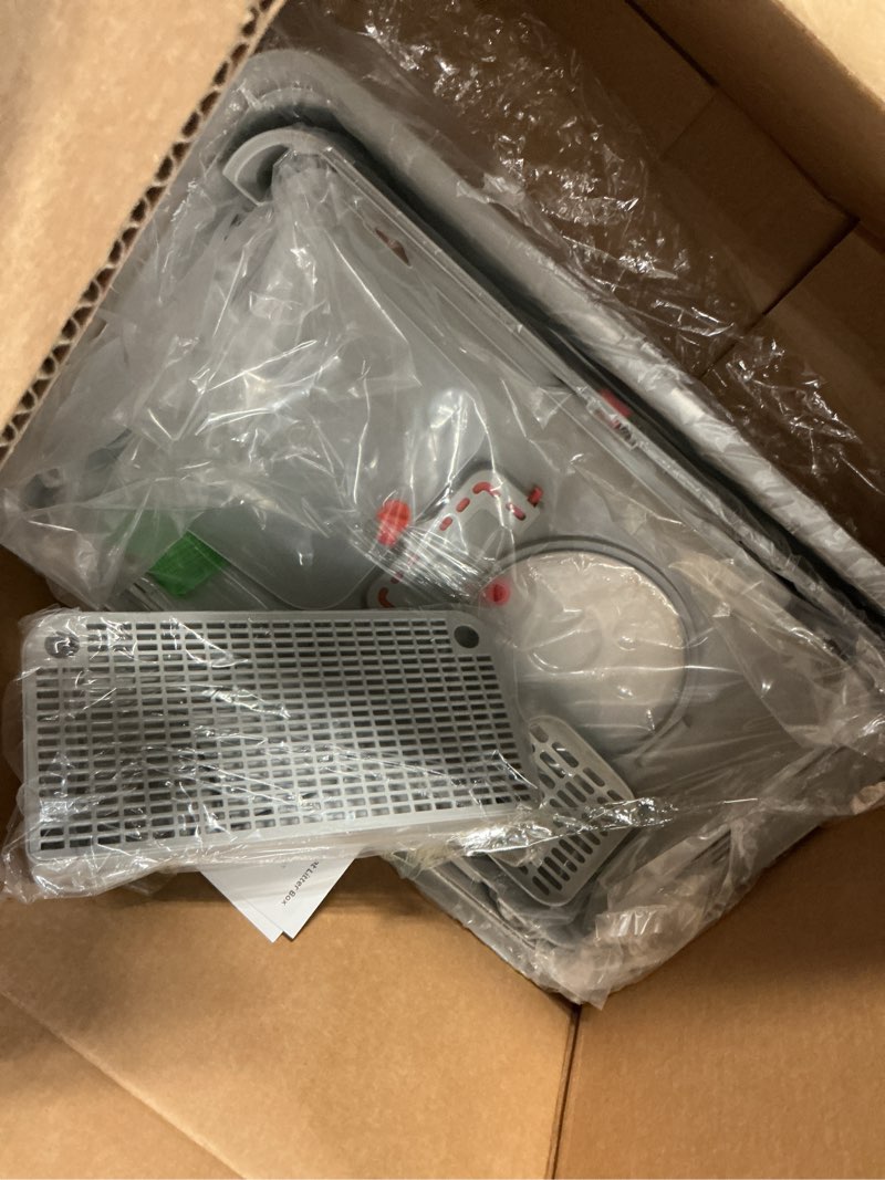 Condition photo showing Good Condition for stainless steel cat litter box with lid, extra large enclosed metal litter pan with high sides, full flip cover litter box for large cat, include scoop & step, leak proof easy clean odor control, grey grey x-large