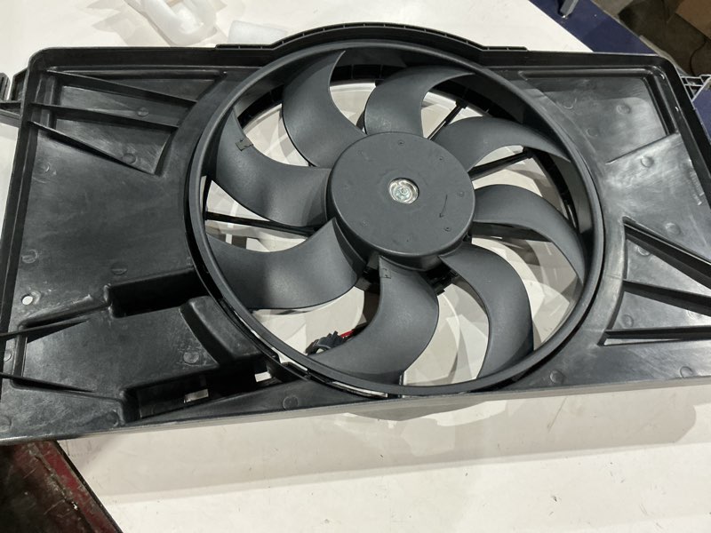 Condition photo showing As Is for boxi bv6z-8c607-k 622800 radiator cooling fan assembly without control module for ford focus 2012-2018 2.0l l4/ replaces rf276 fo3115189