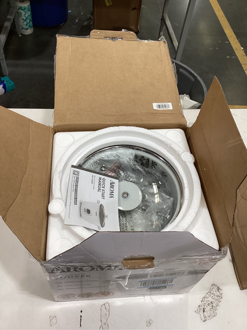 Condition photo showing Good Condition for aroma® 20-cup (cooked) one-touch rice cooker and food steamer with auto-warm | 10 cups uncooked, 20 cups cooked (arc-390ngp)