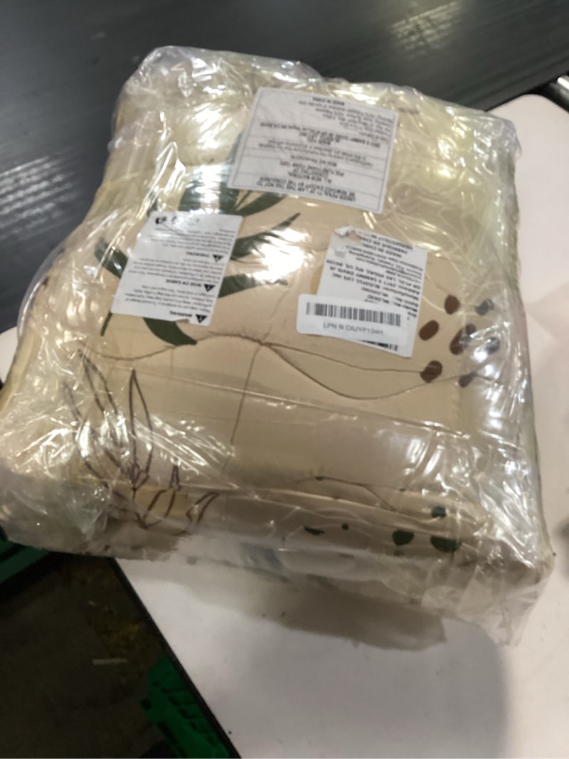 Condition photo showing Good Condition for blissful diary baby play mats for floor, 71x59 inch extra thicker & large soft cushioning foam playmats for babies and toddlers, foldable washable baby crawling mat for playpen, earth tones design earth tones 71" x 59"