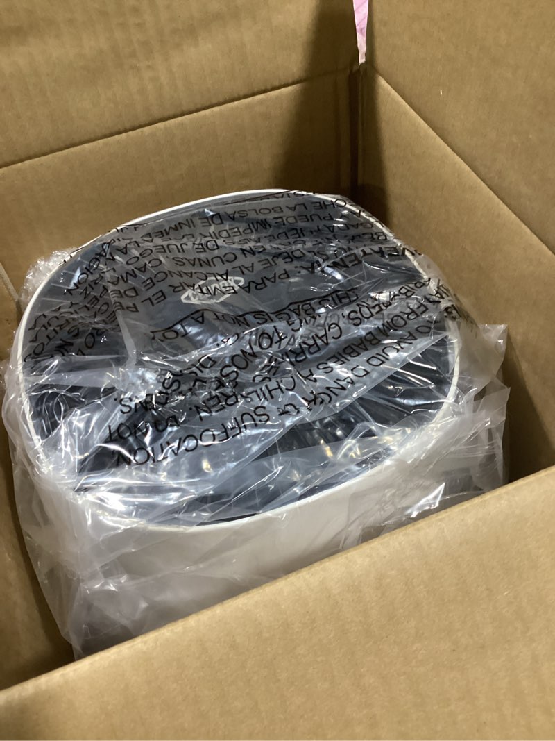 Condition photo showing Good Condition for Clorox Air Purifiers for Bedroom Home, True HEPA Filter, Small Rooms Up to 200 Sq Ft, Removes 99.9% of Mold, Viruses, Wildfire Smoke, Allergens, Pet Allergies, Dust, AUTO Mode, Whisper Quiet Up to 200 Sq Ft White