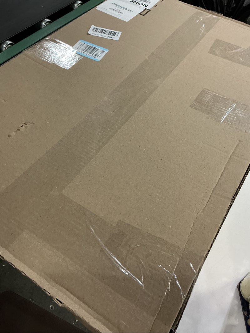 Condition photo showing Good Condition for UoeRing 1 Extra Large Black Gift Box 20x16x7 inch Luxury Gift Box for Presents with Magnetic Closure Lid Collapsible,Birthday,Christmas,Contains Card, Ribbon,Tissue Paper,Shredded Paper Filler 20x16x7 Inch-Black-Pack of 1