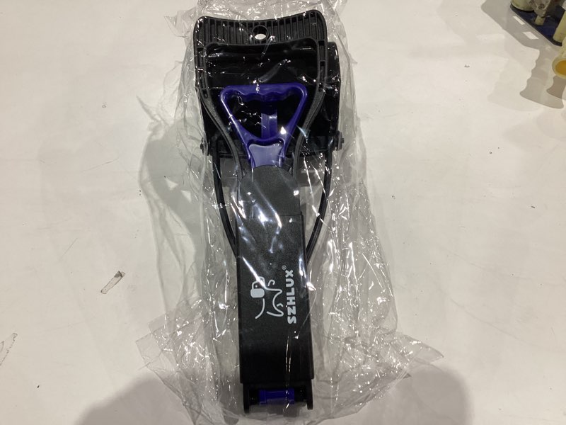 Condition photo showing New/Like New for SZHLUX 28" Pooper Scooper, Foldable Dog Pooper Scooper with Unbreakable Material and Durable Spring for Grass and Gravel, Blue 28 inch Blue
