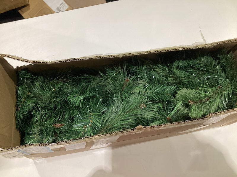 Condition photo showing Good Condition for 6.2FT Real Touch Christmas Cedar Garland Artificial Realistic Thick and Lush Faux Green Pine Garlands, Christmas Garland for Mantle, Fireplace, Table, Outdoor Indoor Christmas Decorations 6.2FT Extra Thick 1, SIMILAR TO STOCK PHOTOS