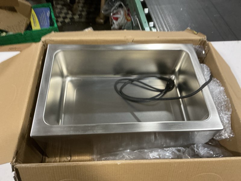 Condition photo showing Good Condition for winco fw-s500 1200-watt electric food wamer  full