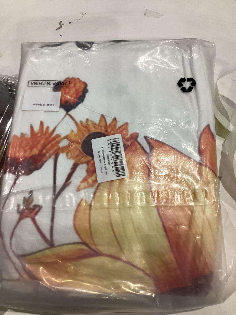 Condition photo showing New/Like New for Autumn Harvest Fall Queen Comforter Set - 7 Pieces Bed in a Bag Set,Thanksgiving Pumpkin Bedding Sets Queen with Bohemian Sunflower Floral Quilted Comforter,Flat Sheet,Fitted Sheet,Pillowcases Orange White Queen