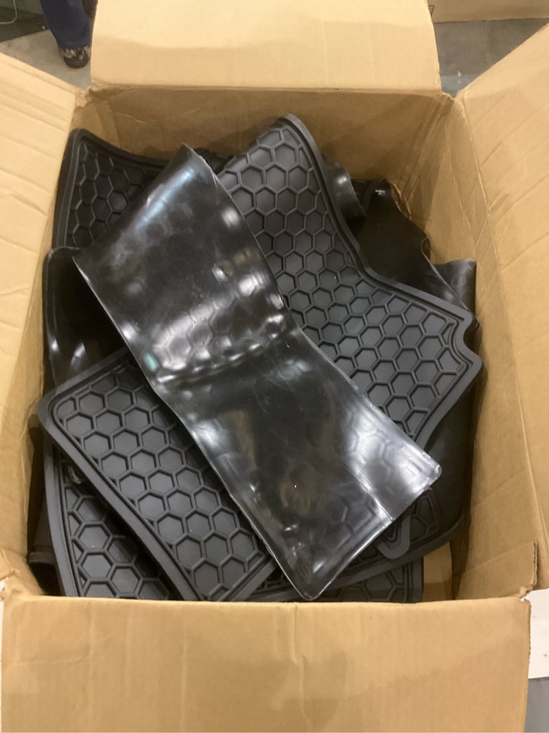 Condition photo showing Good Condition for Megiteller Car Floor Mats Custom Fit for 2020 2021 2022 2023 Kia Telluride 3 Row Odorless Washable Heavy Duty Rubber (All Weather) Floor Liners Front and Rear Row Set Black Black Telluride