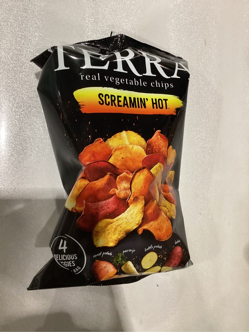 Condition photo showing New/Like New for Terra Vegetable Chips Screamin' Hot oz, 5 Ounce 12 packs best before Jan 26