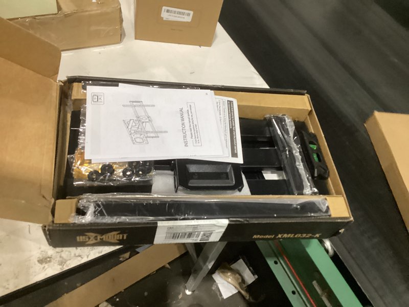Condition photo showing Good Condition for full motion tv wall mount for most 37"-84" flat screen tv, swivel or tilt tv wall bracket with dual articulating arms, for 12"-16" wood studs, max vesa 600x400mm, load 120 lbs by usx mount 37-84 inch, 120 lb