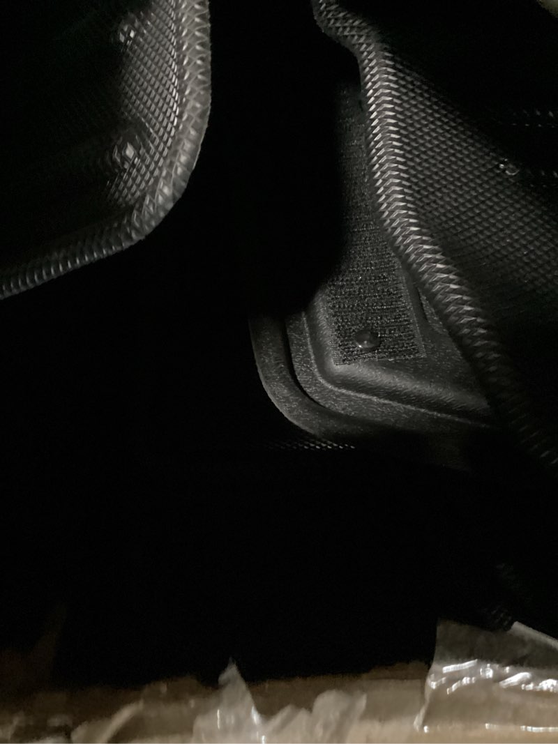 Condition photo showing Good Condition for 11 pcs floor mats for 2025 2026 kia carnival hybrid 8-seater (not for gas) - all weather tpe floor liners cargo liner with backrest mats carnival accessories custom fit trunk mats full set, black (8)kia carnival 2025-2026 floor mats & cargo mat & backrest mat