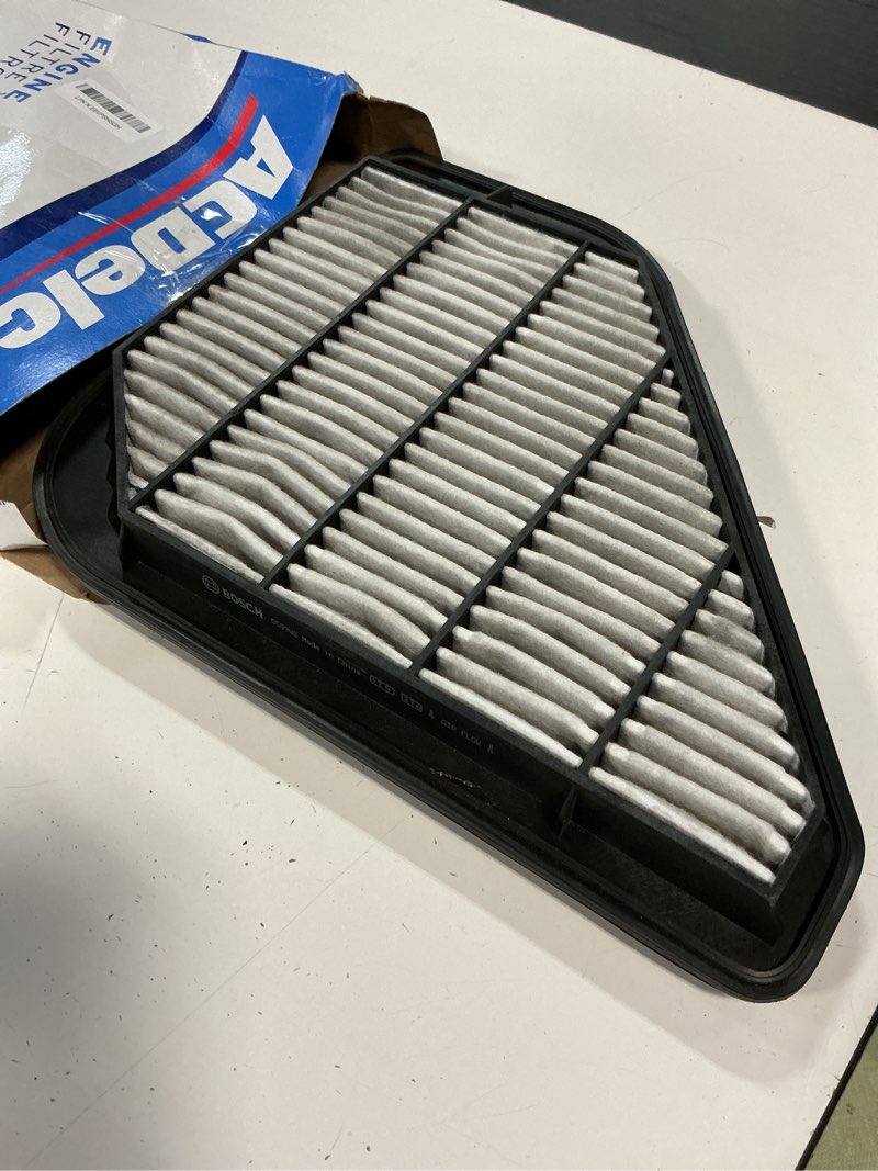 Condition photo showing As Is for acdelco gm original equipment a3083c (15278634) air filter