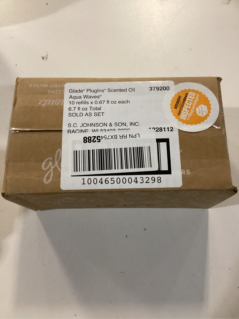 Condition photo showing New/Like New for Glade PlugIns Refills Air Freshener, Scented and Essential Oils for Home and Bathroom, Aqua Waves, 6.7 Fl Oz, 10 Count (Packaging May Vary) Aqua Waves 6.7 Fl Oz (Pack of 1)