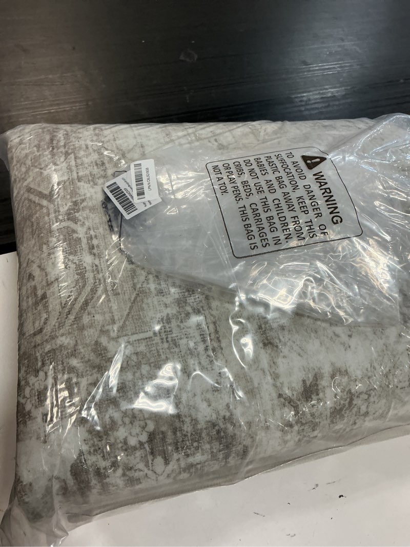 Condition photo showing New/Like New for washable rug 8x10 area rugs for living room: large neutral soft rug abstract non slip low pile modern carpet for bedroom kitchen nursery office dining room indoor (beige, 8'x10') beige 8' x 10' (rectangular)