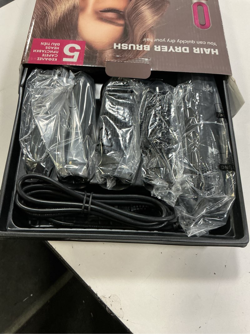 Condition photo showing New/Like New for mry 5-in-1 hot air comb (black color)
