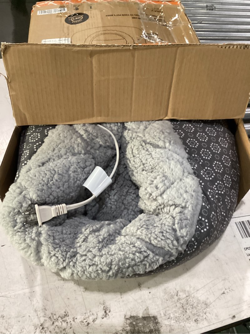 Condition photo showing Good Condition for k&h pet products heated cat bed for large cats indoor, thermo-pet nest 2-in-1 heated pet cave tent & cuddler warming bed, waterproof heater, machine washable, safety listed - small 18 x 15in gray