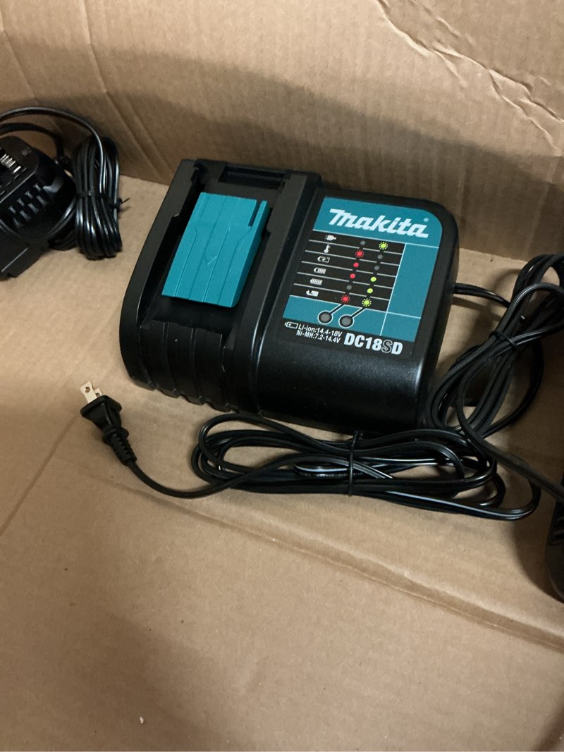 Condition photo showing Good Condition for 18v lxt lithium-ion rapid optimum battery charger