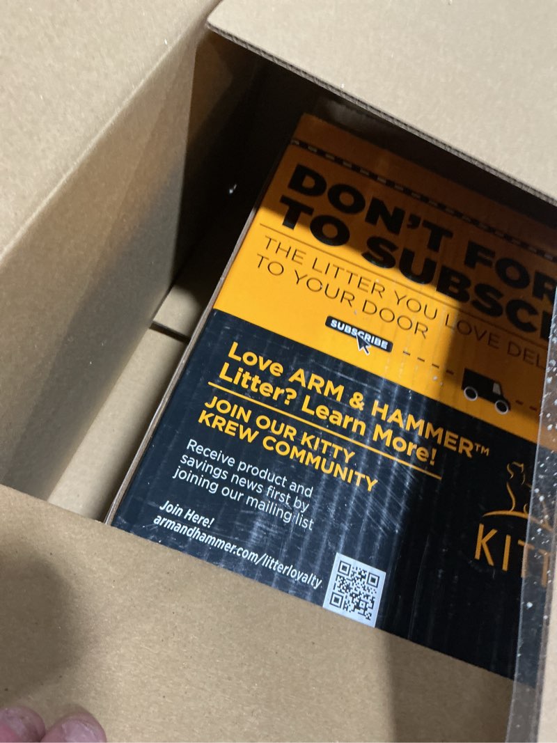 Condition photo showing Good Condition for ARM & HAMMER Clump & Seal Slide Platinum Multi-Cat Clumping Cat Litter, 14-Day Odor Control, EZ Clean Technology, 27.5 lbs – No Scrubbing, Powerful Odor Eliminator SLIDE Platinum Clumping Litter 27.5 Lbs